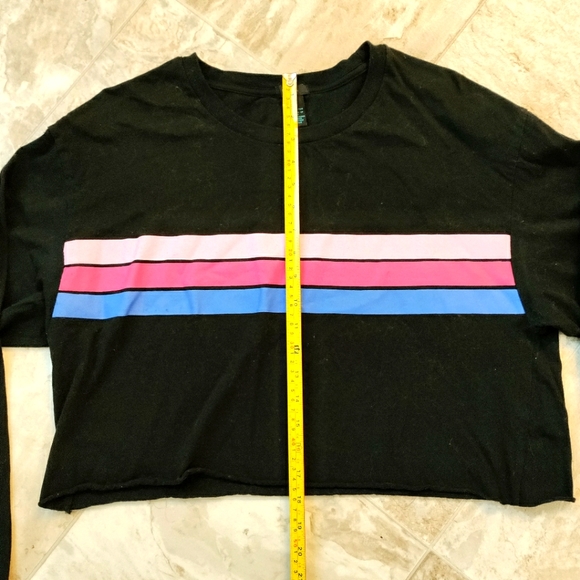 Rue 21 Women's Multi-color Crop Top Sweatshirt Plus Size 1X - Picture 5 of 7